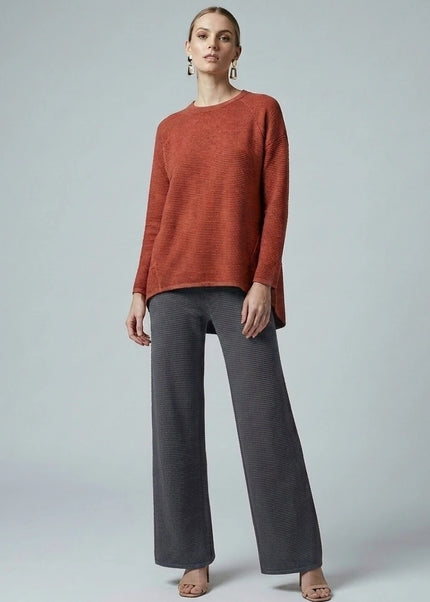 Top rust textured fabric long sleeve