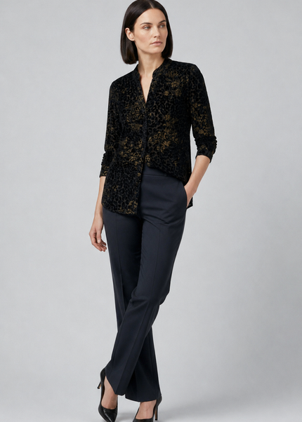 Top animal burn out 3/4 sleeve with button