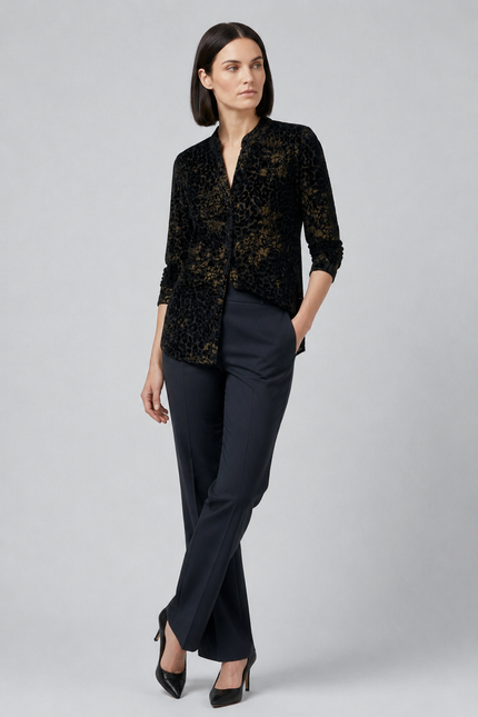 Top animal burn out 3/4 sleeve with button