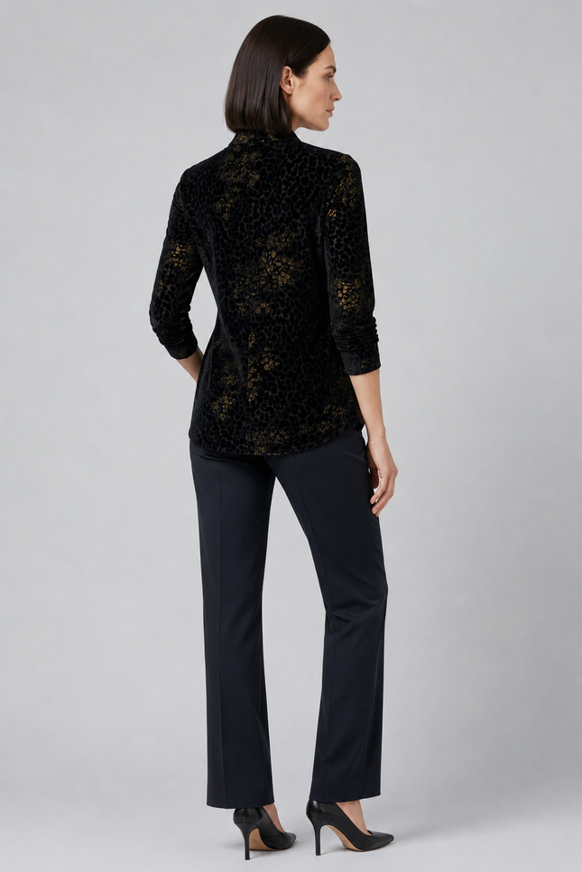 Top animal burn out 3/4 sleeve with button